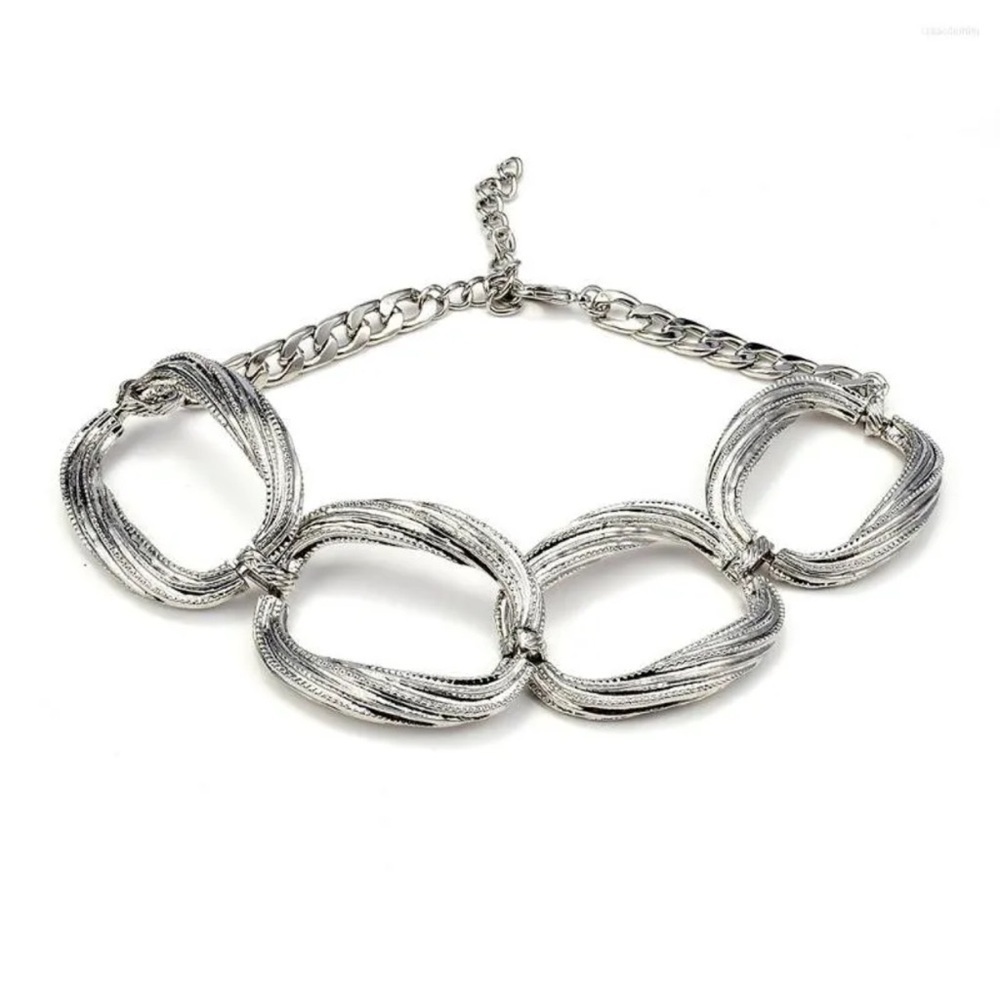 Silver Geometric Necklace